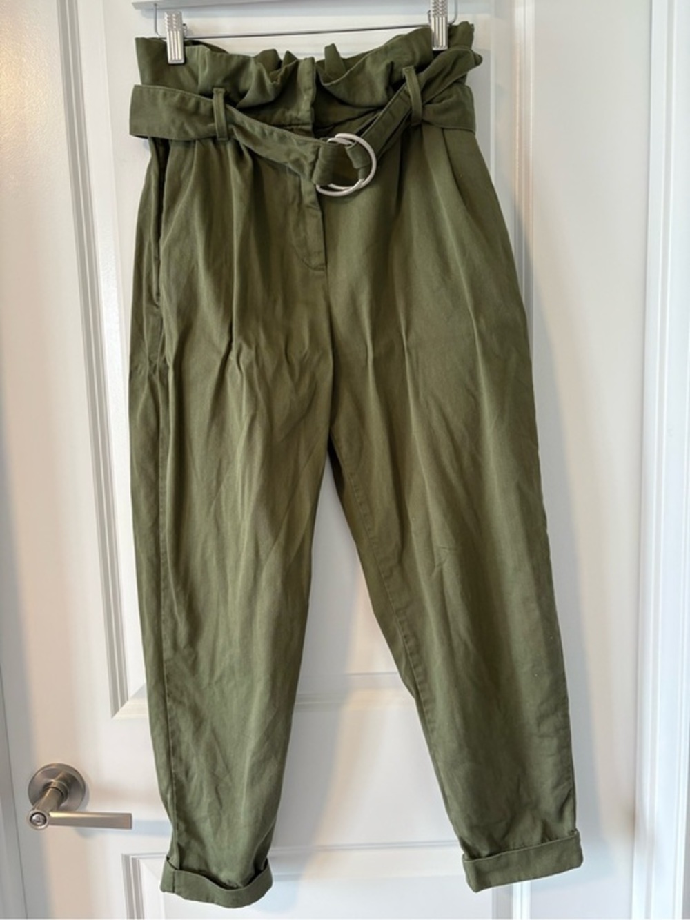 Bershka Olive Paperbag Trousers D Ring Belt Size 4